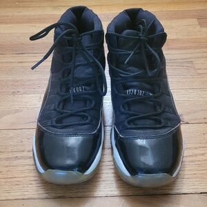 Nike Air Jordan 11 Retro BG 'Space Jam' 2016  Youth Size 6Y